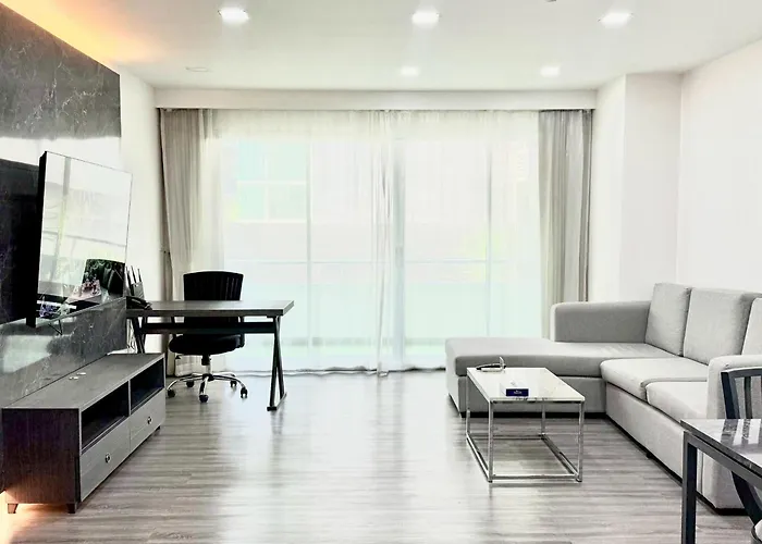 Hotel Civic Park Bangkok